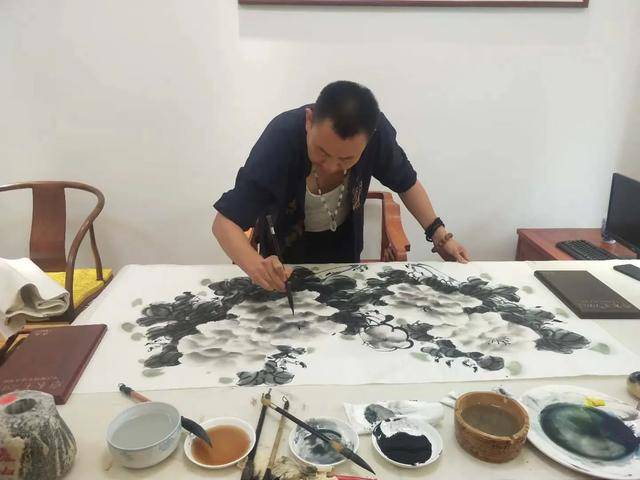 "旧时人家传承在,不忘初心献爱心"-画家李孝勇